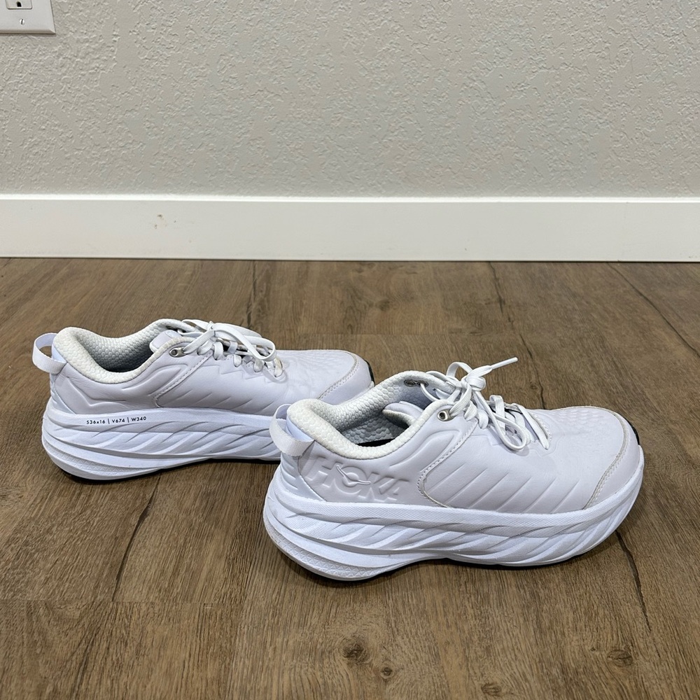 white hoka tennis shoes size 8